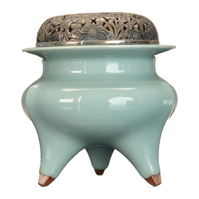 纯银四君子肉雕青瓷袴腰香炉
