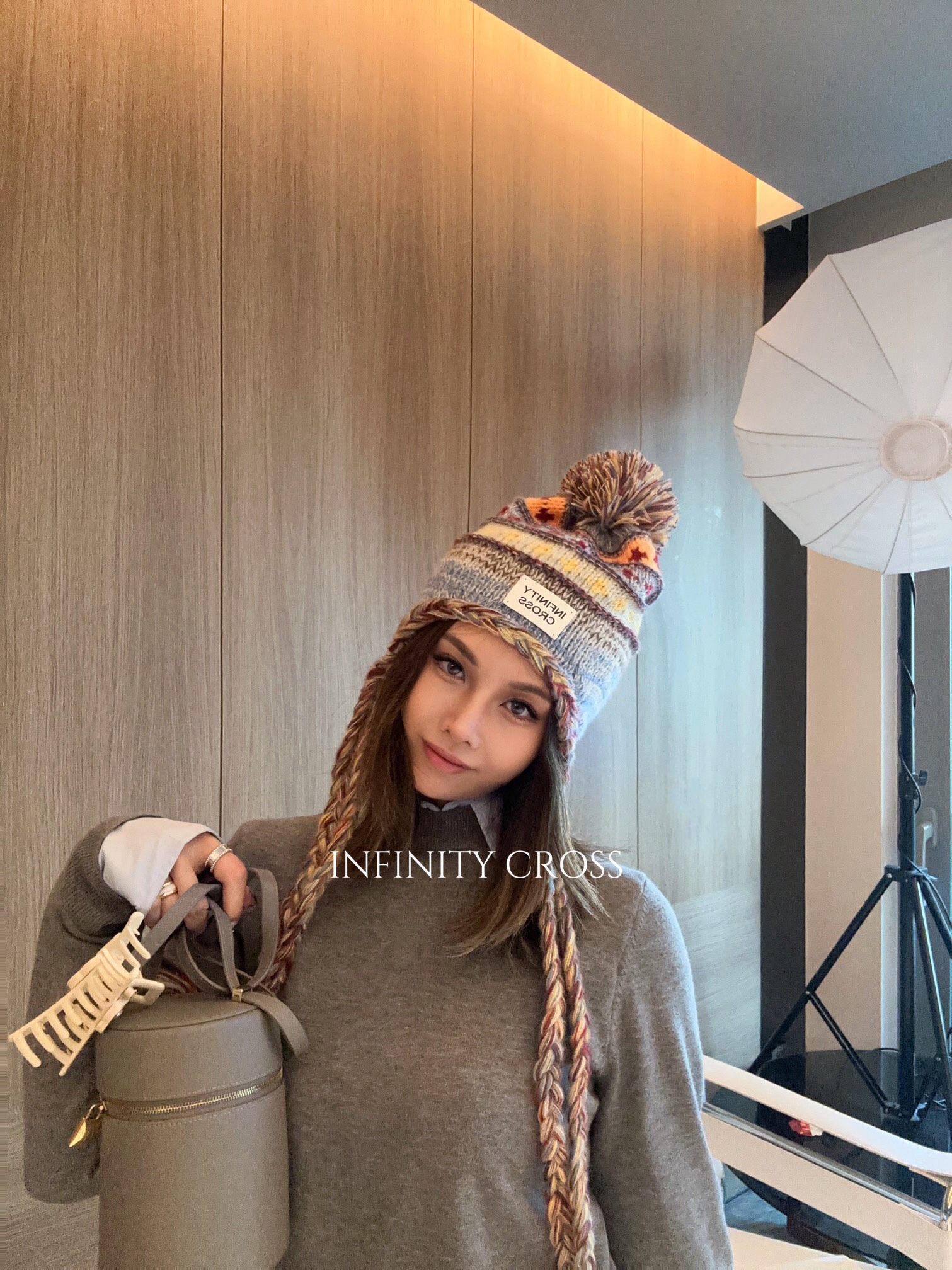 【INFINITYCROSS】潮牌民族风圣诞撞色条纹流苏毛线针织帽雷锋帽