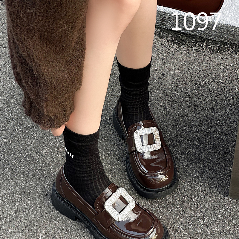 2025秋季方跟圆头休闲鞋浅口牛皮复古工作鞋舒适透气乐福鞋1097