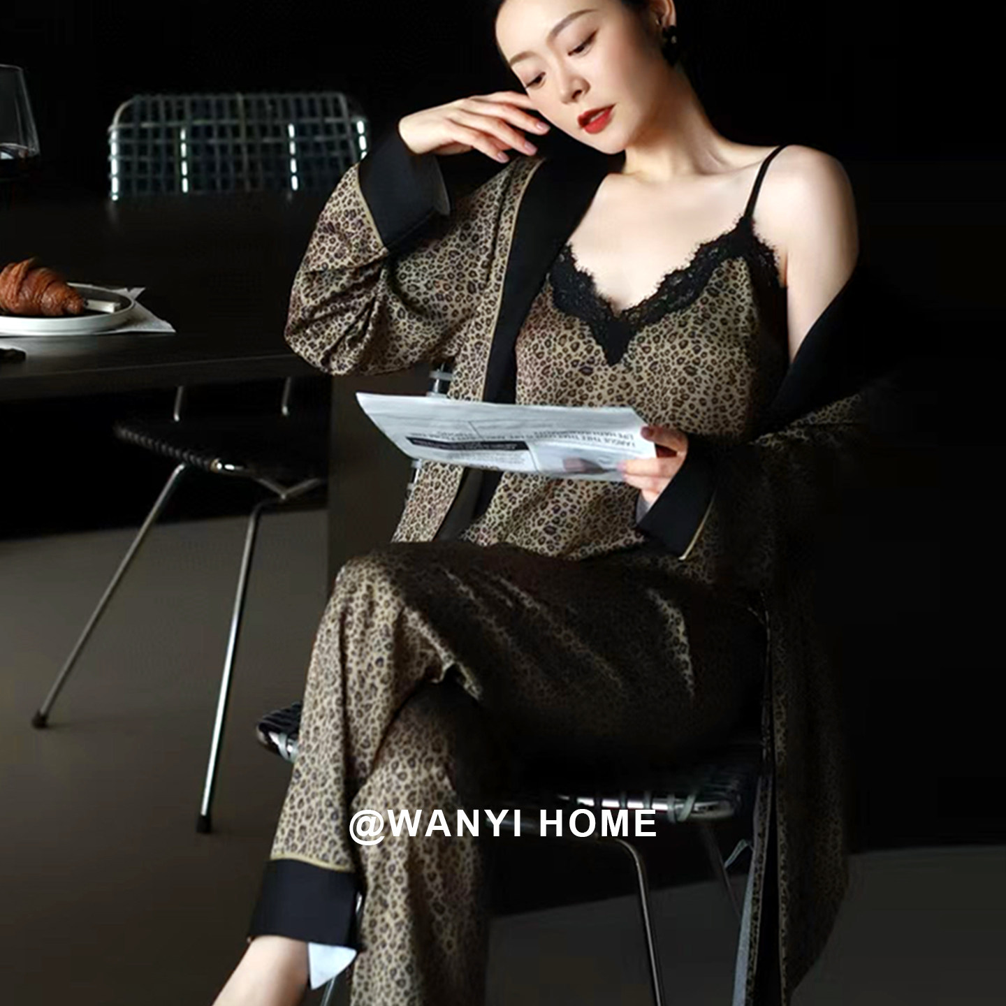 法式性感豹纹真丝蕾丝睡衣三件套
