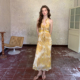 高级感黄色挂脖连衣裙女夏收腰度假长裙露背印花法式 ZHUYIYI 新款