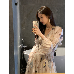 连衣裙女V领气质收腰显瘦碎花裙 长袖 ZHUYIYI早春新款 蝴蝶印花法式