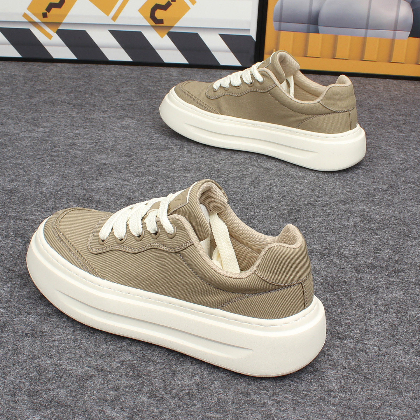 透气帆布鞋男2026春季新款韩版厚底百搭增高板鞋轻便休闲运动潮鞋