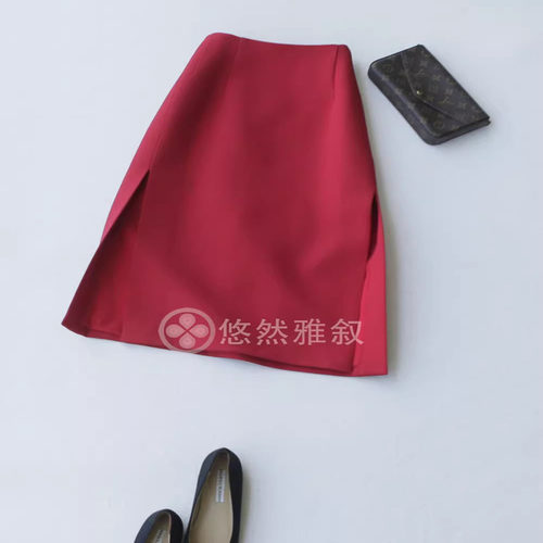 原880现580 高定 妩媚性感两侧开叉重磅丝羊毛 真丝内衬中长半裙