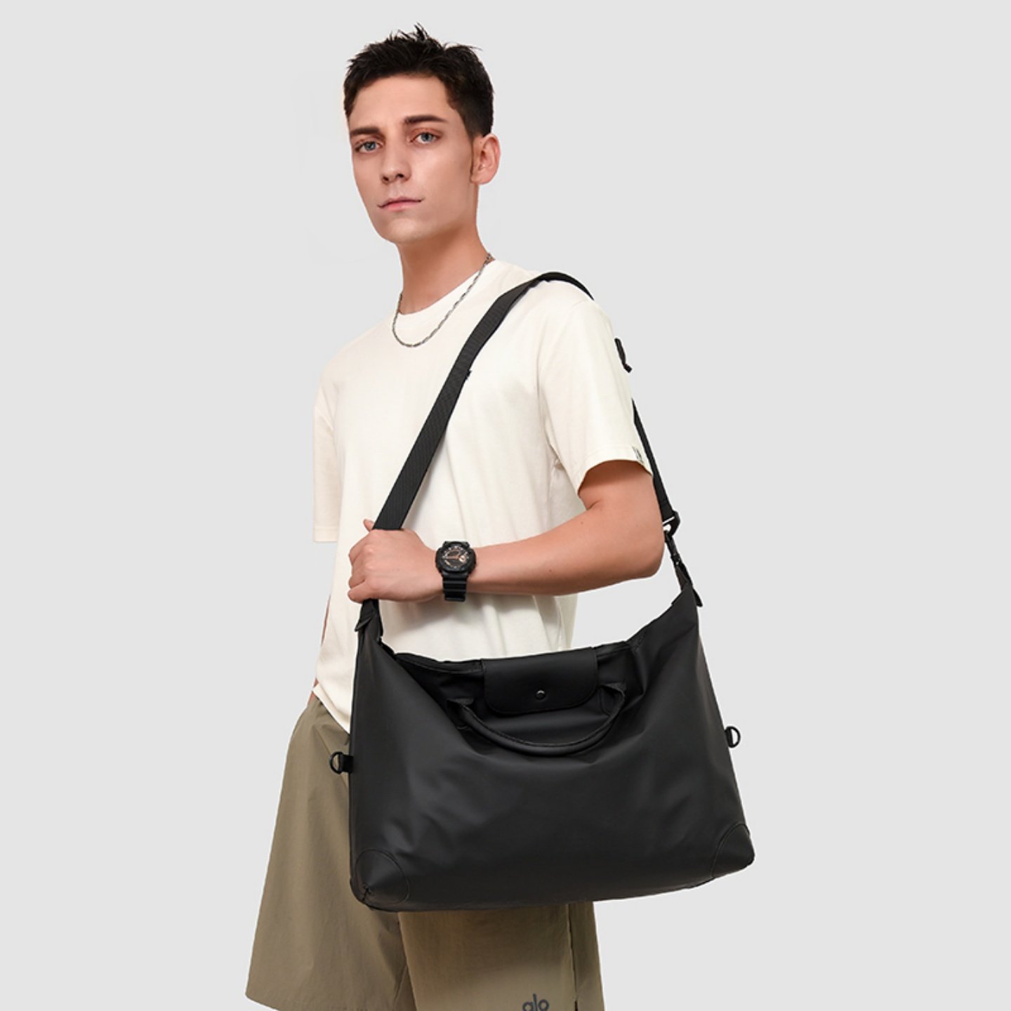 2025秋新款单肩包男时尚背包通勤百搭尼龙布防水两用斜挎包双肩包