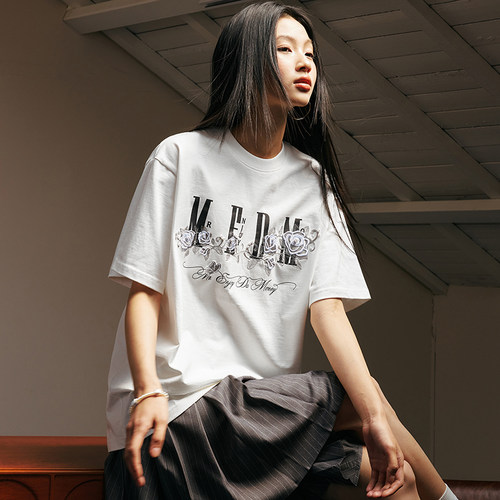 宽松型LOGO常规夏季短袖MEDM25SS