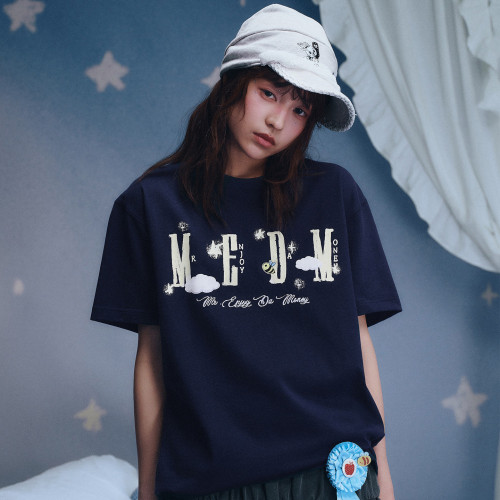 MEDM×Iria的信箱联名 云朵数码印花闪粉logo短袖休闲圆领T恤女夏