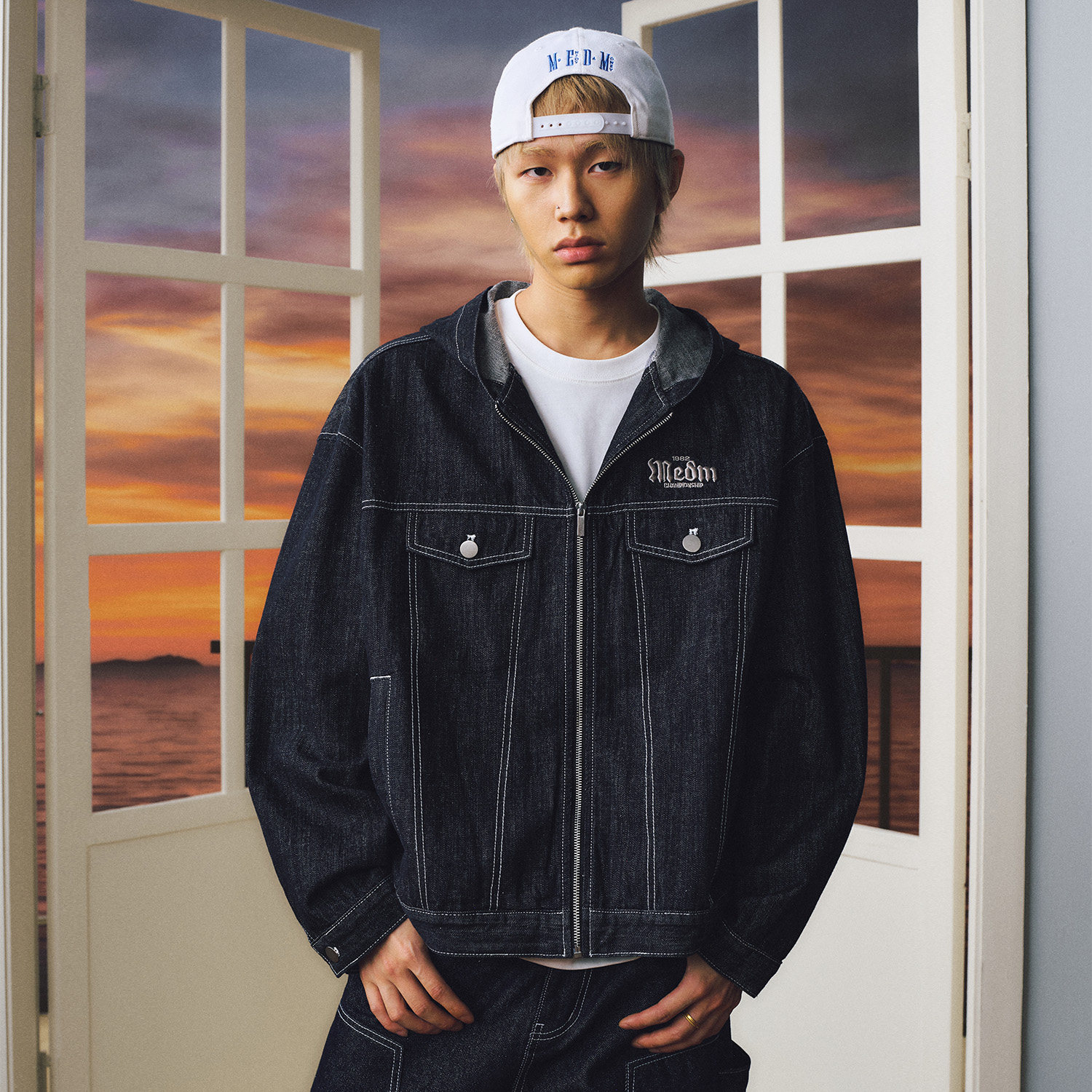 MEDM牛仔连帽夹克男刺绣章仔潮