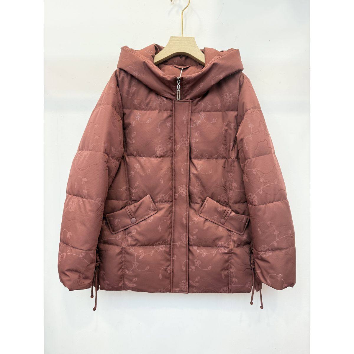 中老年羽绒服女妈妈奶奶装鸭绒