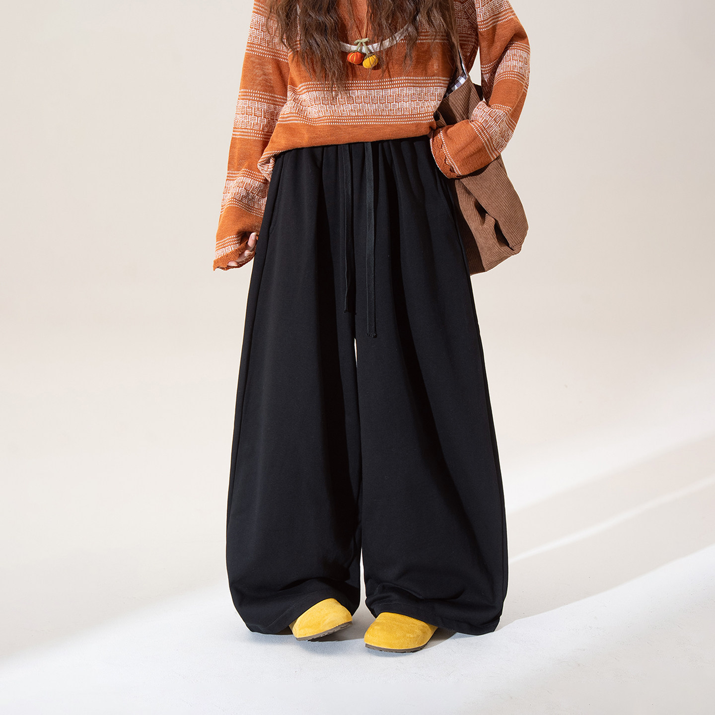 黑色宽松慵懒风阔腿休闲裤女春季新款高腰显瘦抽绳百搭垂感拖地裤,女装/女士精品,休闲裤,淘宝优惠券,粉丝福利购,淘宝优惠卷