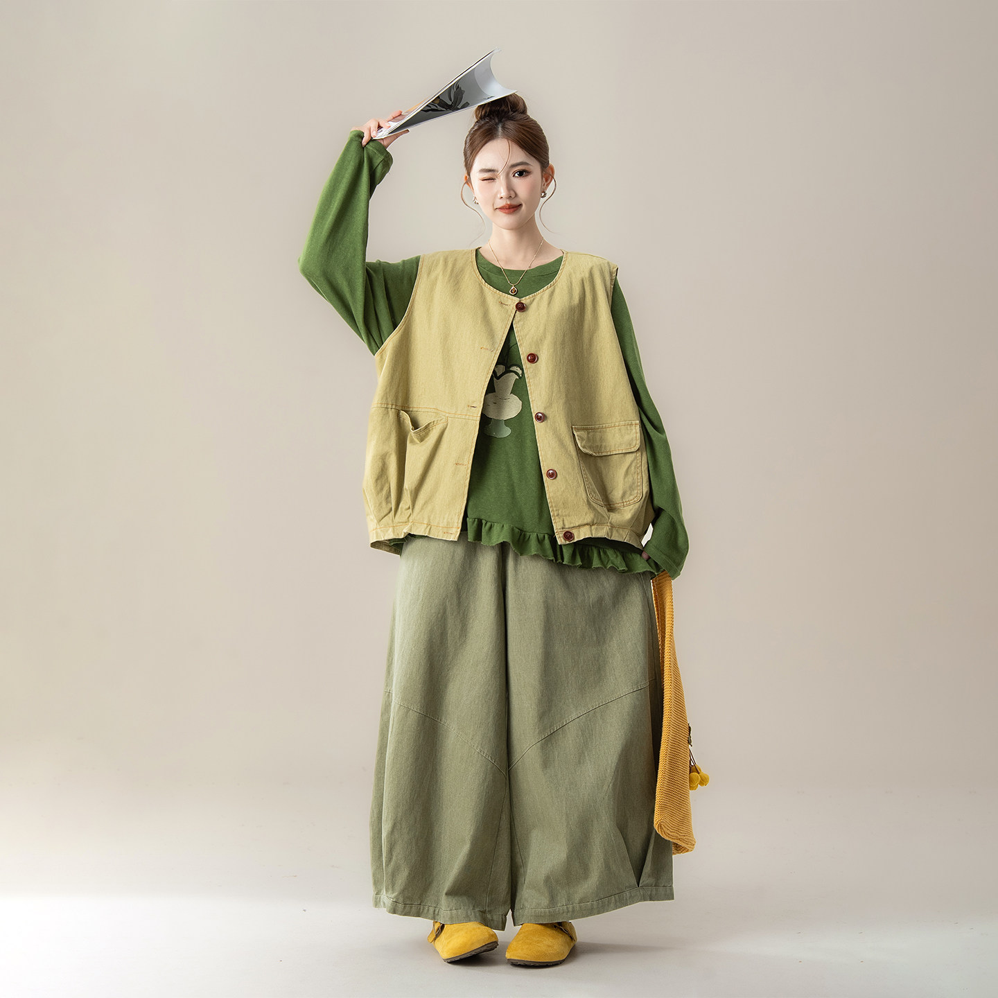 绿色木耳花边长袖T恤女春季新款叠穿无袖马甲外套宽松阔腿裤套装,女装/女士精品,时尚套装,淘宝优惠券,粉丝福利购,淘宝优惠卷