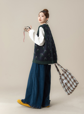 藏青色圆领针织马甲背心女秋冬新款樱桃宽松显瘦慵懒无袖坎肩上衣