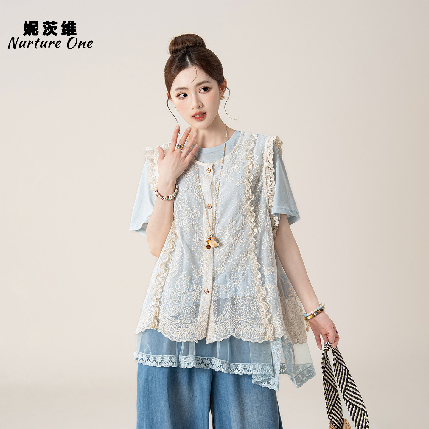 妮茨维【松弛雾蓝】蕾丝花边马甲罩衫女森系穿搭叠短袖T恤牛仔裤