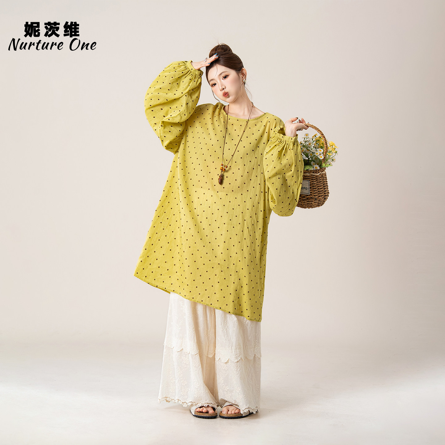 妮茨维【蜜黄闲趣】苎麻波点灯笼袖衬衫女氧感出游穿搭阔腿裤套装