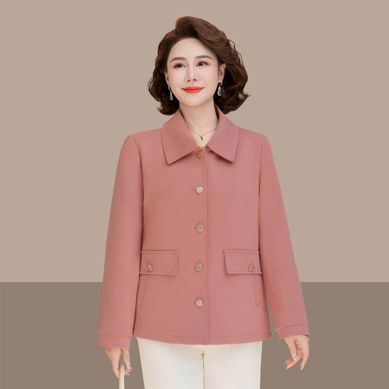 高档妈妈外套春装新款洋气中年女上衣中老年女春秋款翻领短款风衣图片
