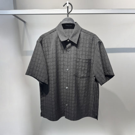 太平鸟男装正品2026年商场新款宽松版外穿式短袖男衬衫 B1CJG2284