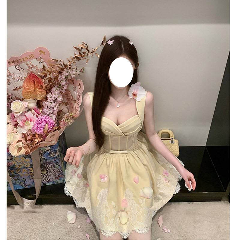 欧美性感深V领吊带露肩背鱼骨束腰A字连衣裙轻奢高端小众级晚礼服