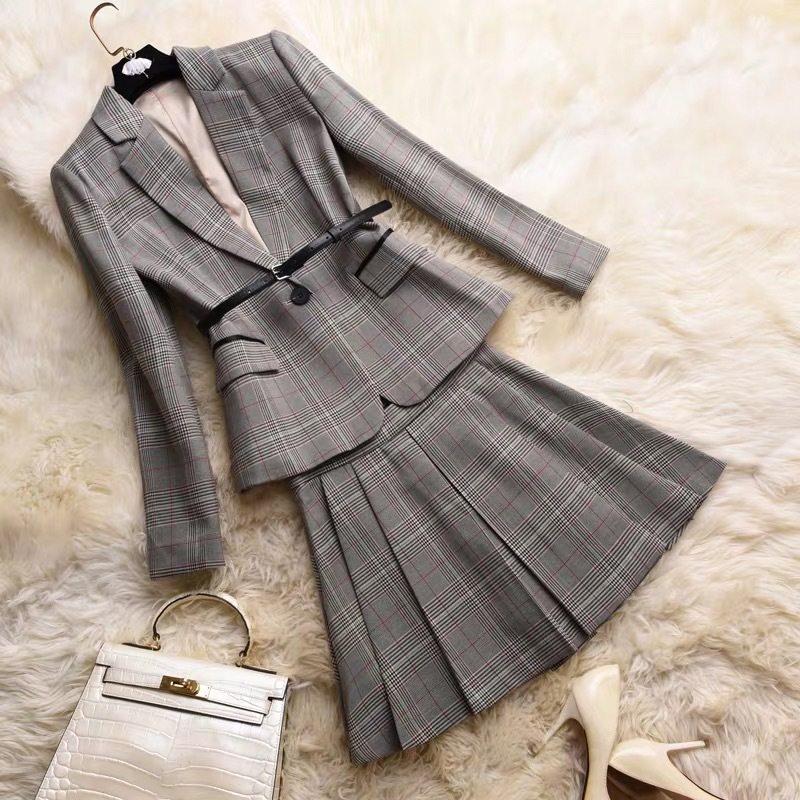 欧美秋冬复古休闲炸街chic西装气质名媛小众设计高级感短裙外套女