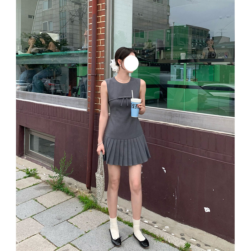 欧美复古蝴蝶结百搭褶皱礼服轻奢小众高端级感气质名媛A字连衣裙