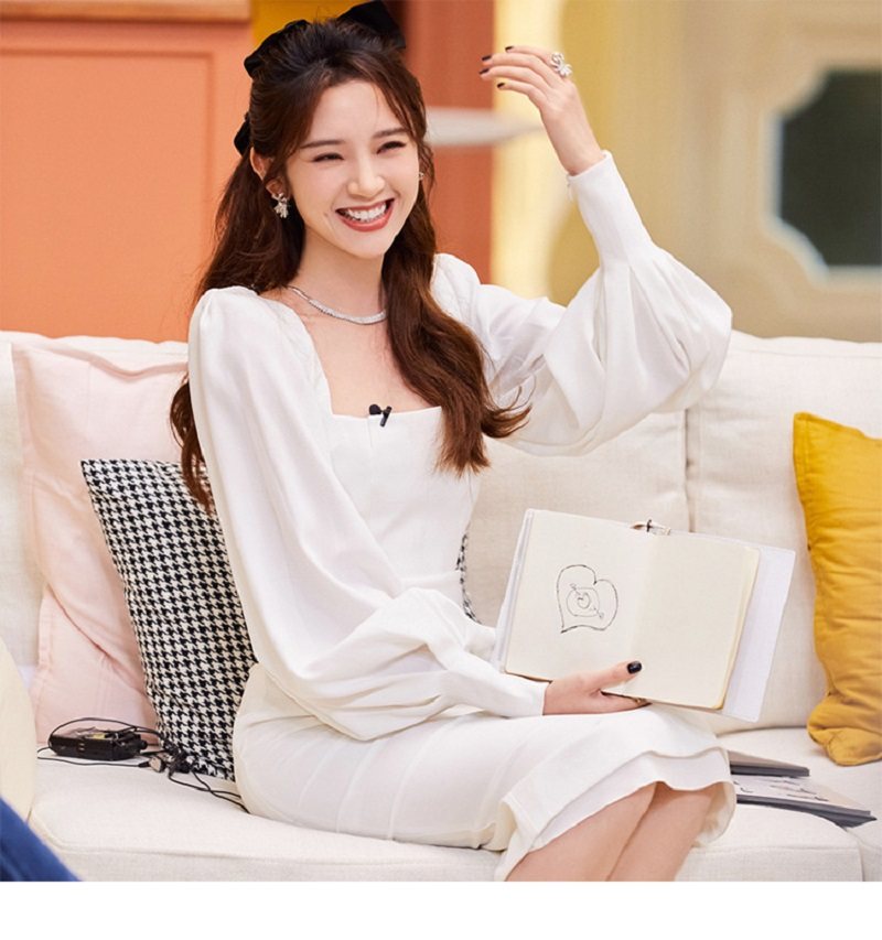 法式方领礼服女轻奢小众高端级感气质晚宴年会收腰平时可穿连衣裙