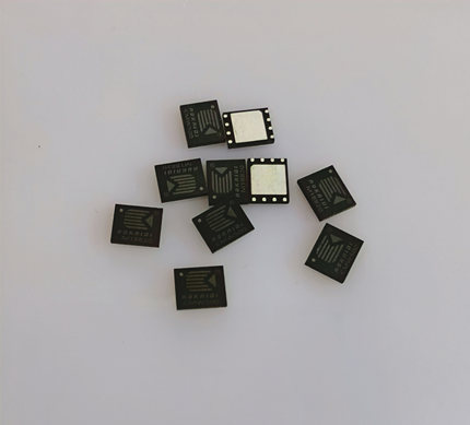 罗德4G LTE耦合测试赛诺森CMW500 QFN封装罗德LTE eSIM测试白卡