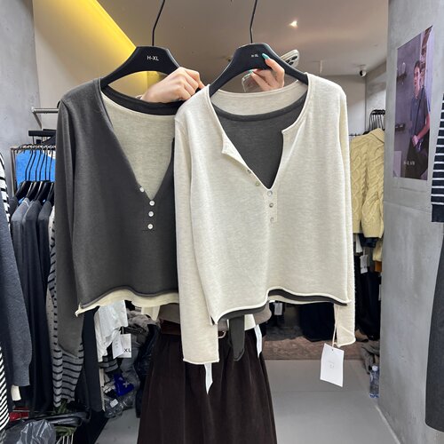 HXL51676秋冬2026新款韩版显瘦百搭v领假两件设计感针织衫上衣女