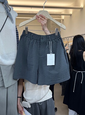 WEARELAB12638夏季新款2026复古格子松紧腰显瘦百搭短裤休闲裤女