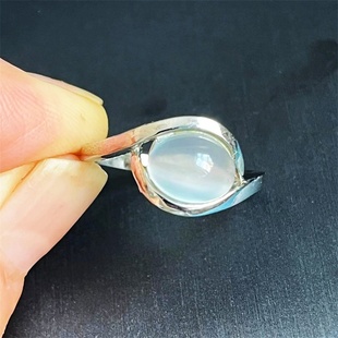 天然白月光石戒指高定制闭口不可调节银镶嵌女戒饰品清精品店样品