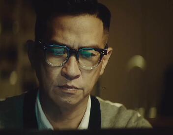 韩版日系上黑下透明眼镜架