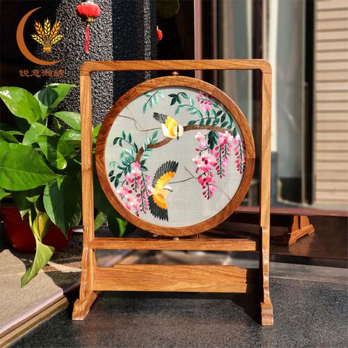 锐意湘绣手工摆件湖南特色纪念品
