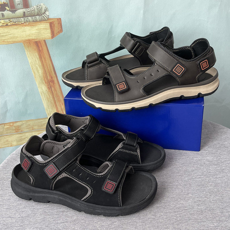 大码防滑男士沙滩凉鞋休闲魔术贴