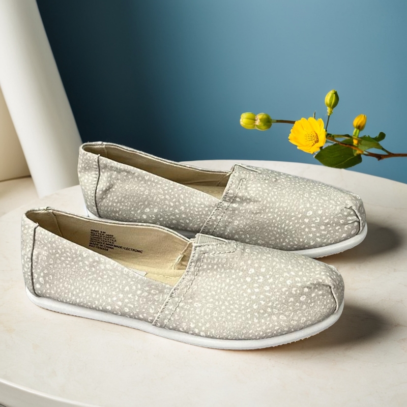 大码女鞋平底乐福鞋一脚蹬休闲