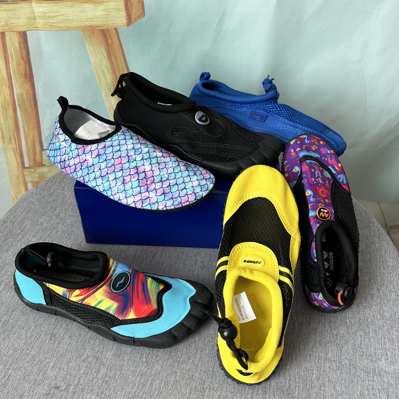 男女户外溯溪鞋赤足涉水防割脚