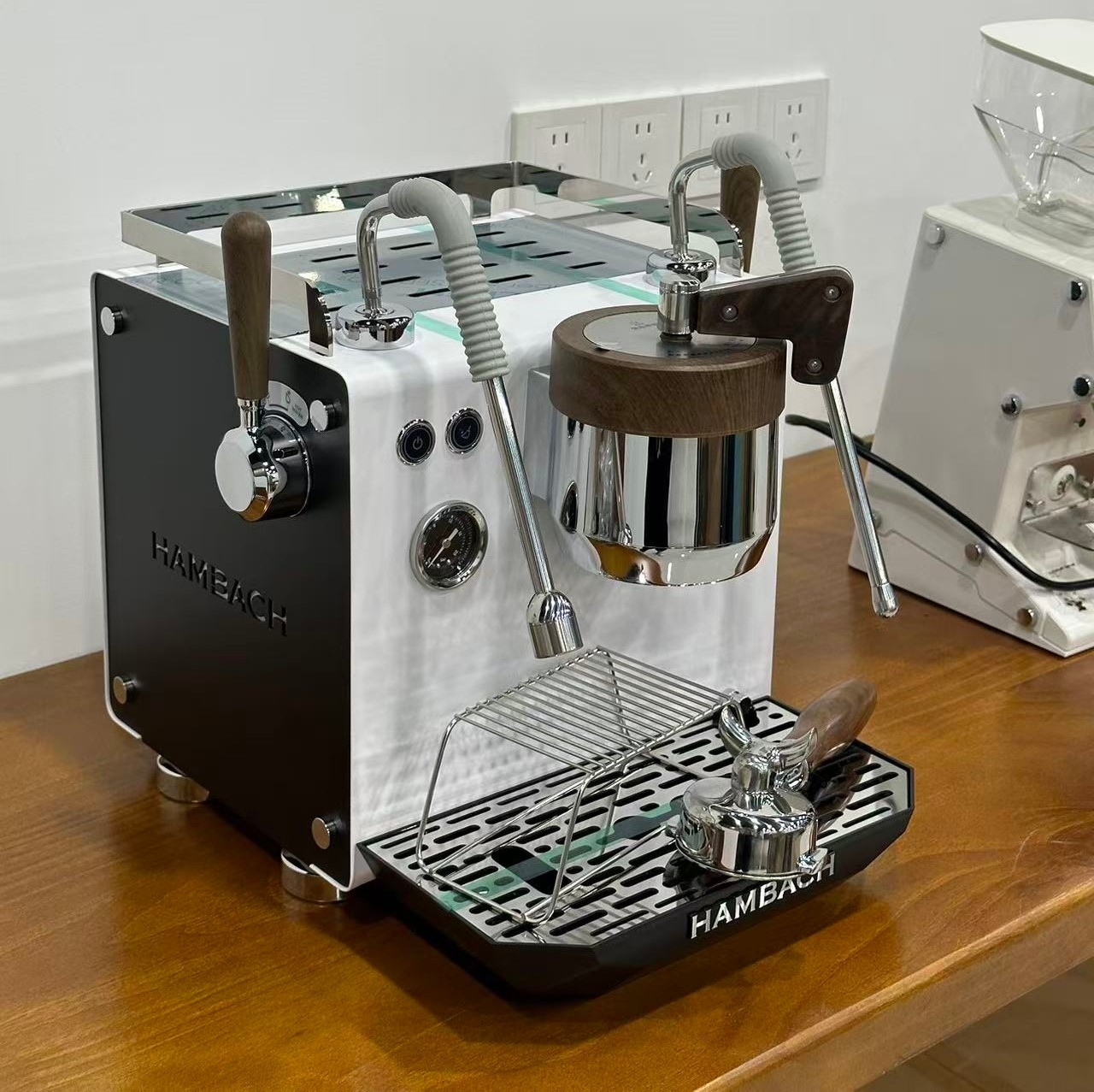 HAMBACH汉巴赫变压款咖啡机家用小型意式半自动咖啡机DR7110V