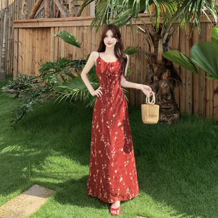 法式复古红色碎花雪纺吊带连衣裙子女夏季2026新款海边度假风长裙