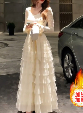 巨好看的法式加绒蕾丝白色蛋糕裙连衣裙秋冬天配大衣内搭生日裙子