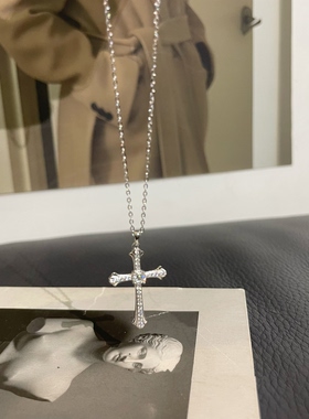 Chic经典十字架 品牌莫桑钻 超闪！S925纯银~满钻锁骨项链女礼物