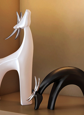 简约现代麋鹿摆件客厅电视柜玄关酒柜装饰品轻奢书柜乔迁新居礼品