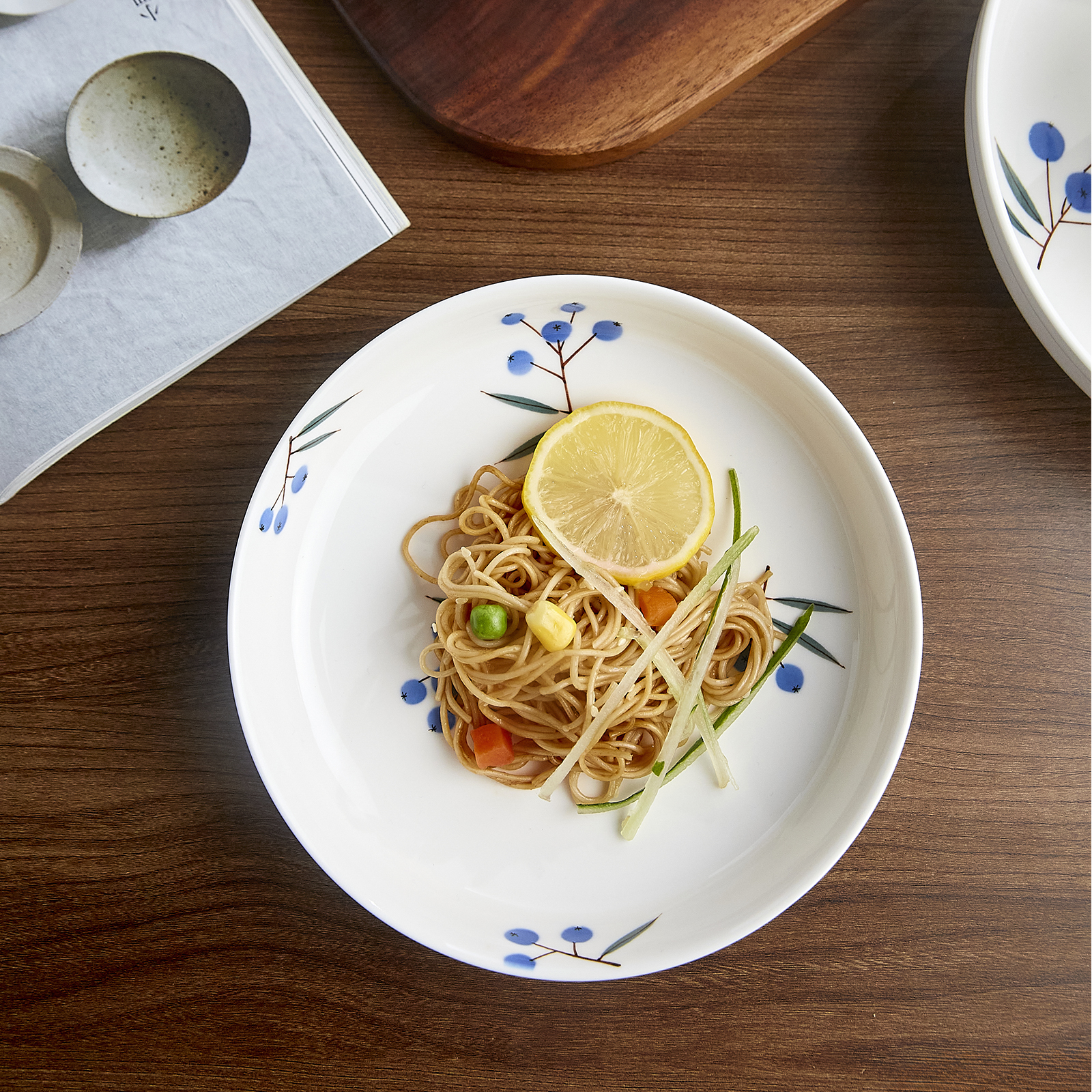 曼叙盘子轻奢餐具套装釉下彩新款