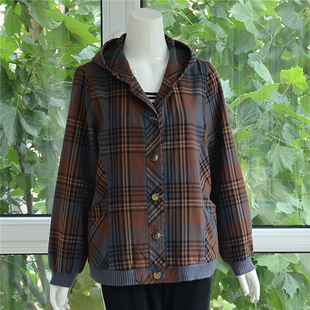 春秋新款妈妈装格子外套纯棉中老年女装休闲上衣里衬纯棉连帽风衣