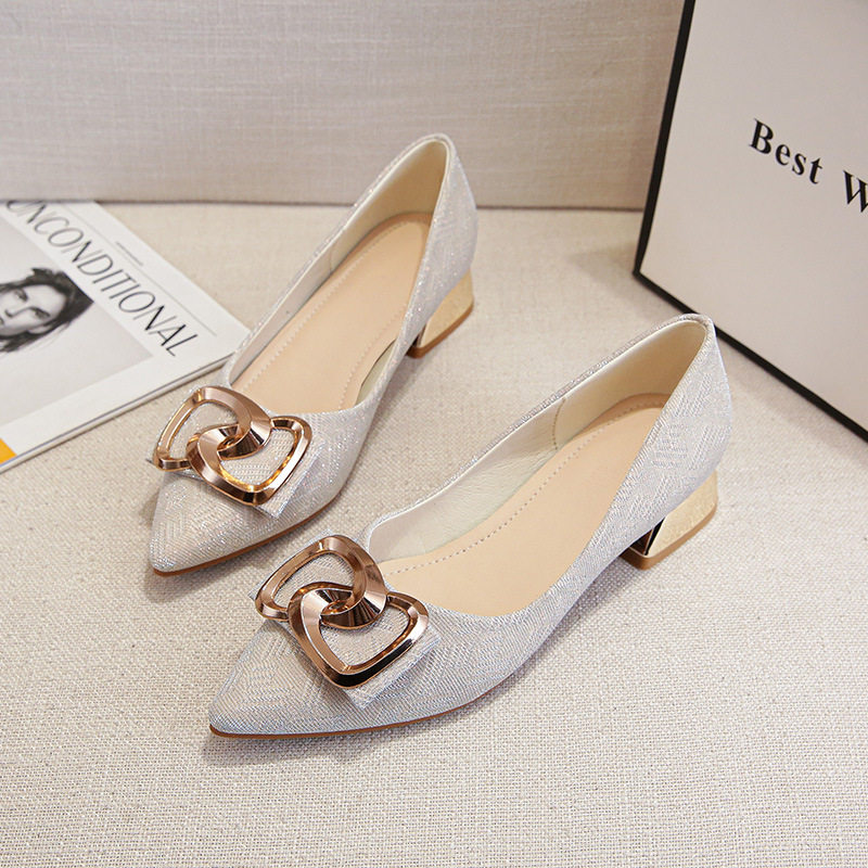 金属方扣中跟女鞋尖头软底3公分粗跟浅口大码40-43单鞋舒适时尚,女鞋,时尚休闲鞋,淘宝优惠券,粉丝福利购,淘宝优惠卷