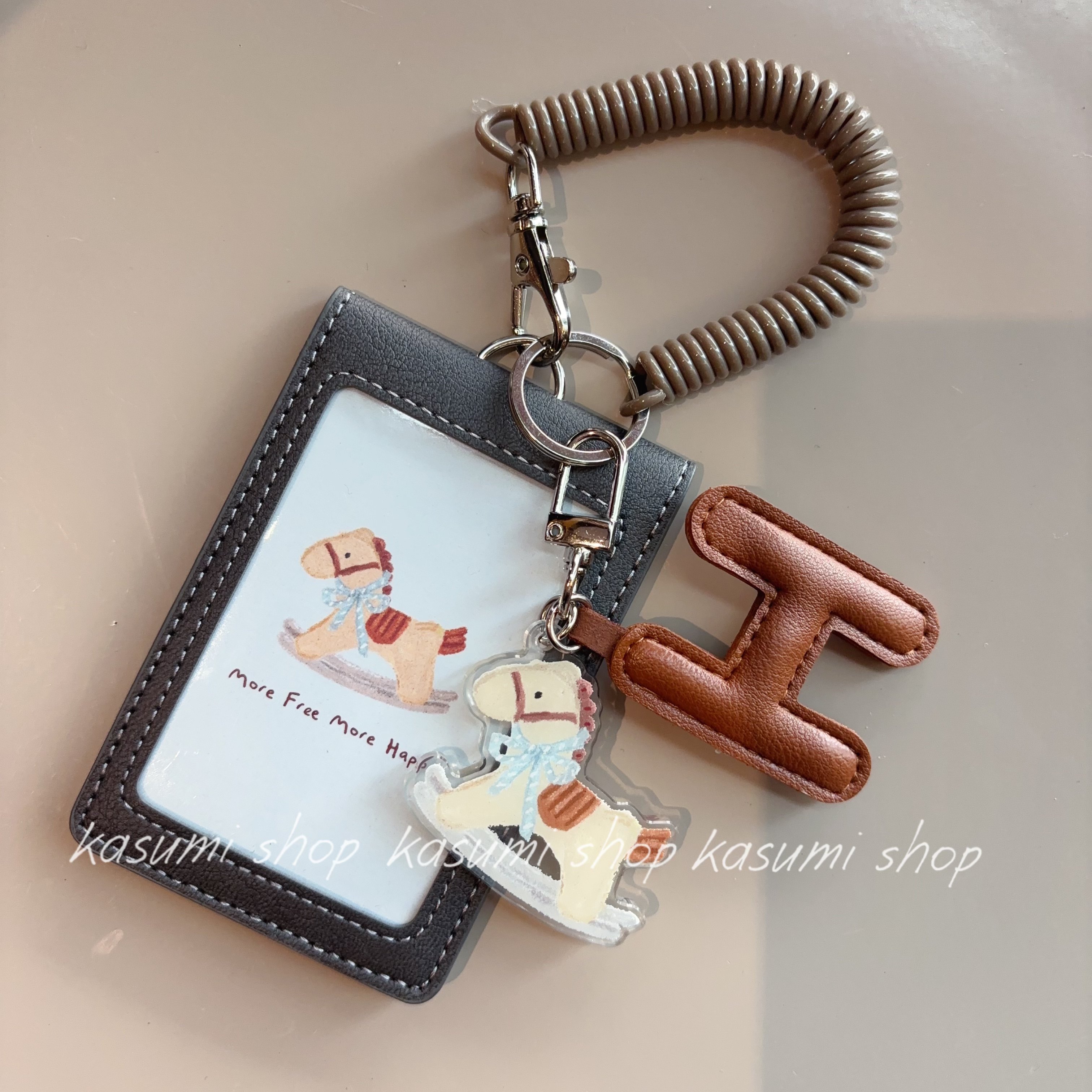 原创2026新款摇摇马钥匙扣两卡位皮质公交车饭卡追星证件工牌卡套,文具电教/文化用品/商务用品,卡套/证件套,淘宝优惠券,粉丝福利购,淘宝优惠卷