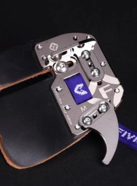 射箭护具韩国SOMA飞比克FIVICS  SAKER2黄铜新款黑铜马臀皮护指