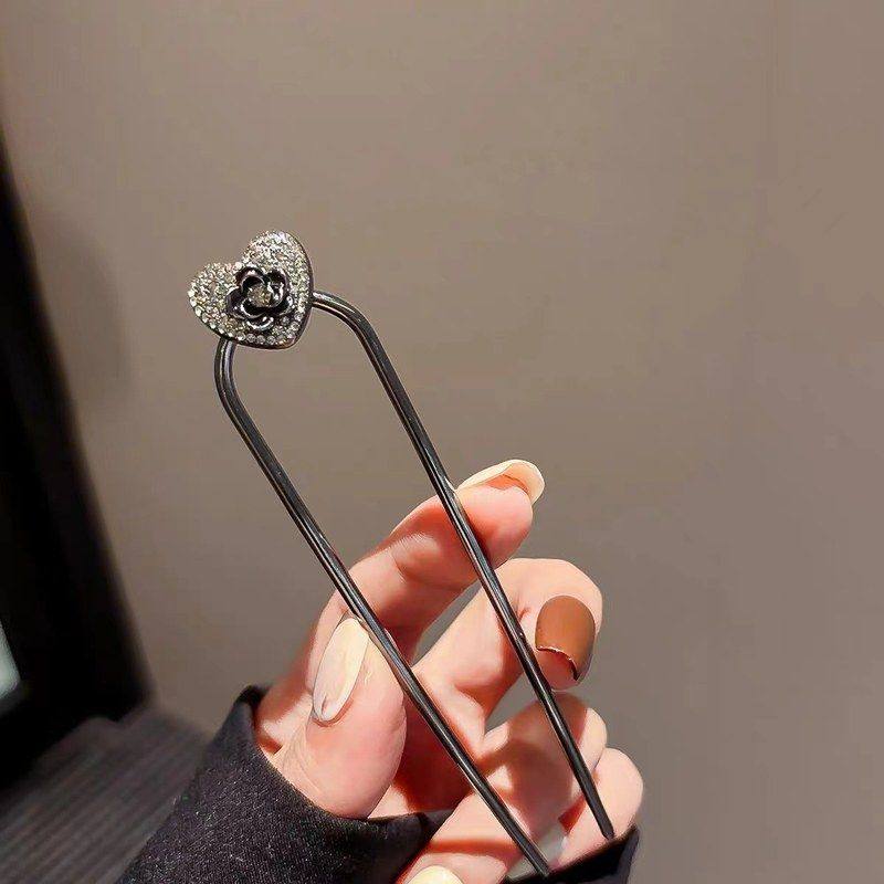 玫瑰爱心发簪女小众设计感后脑勺盘发簪子现代简约发钗情人节礼物