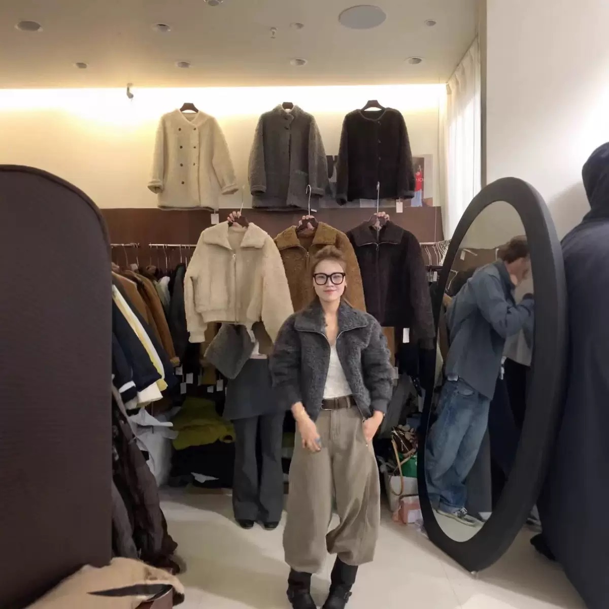 2025秋冬新款女装灰色毛呢外套女宽松长袖短款外套皮毛一体