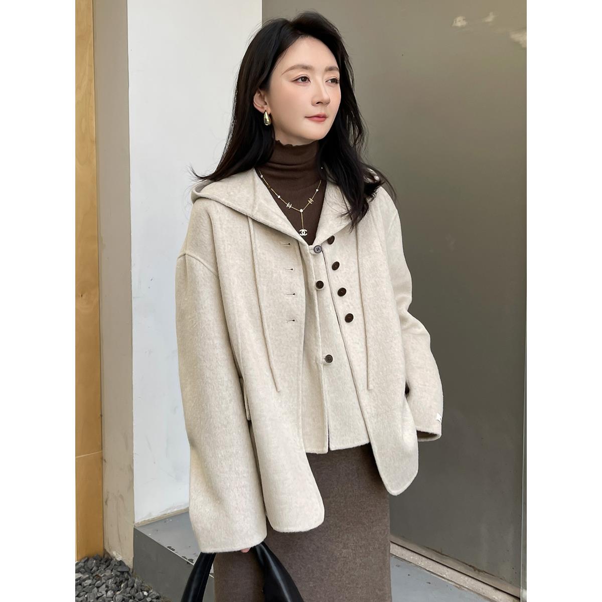 2025秋冬季新款连帽双面羊绒大衣女短款小个子两件套西装毛呢外套