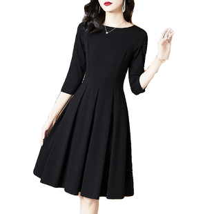 黑色收腰连衣裙高级感2026秋季新款正式场合裙子气质小黑裙女秋冬