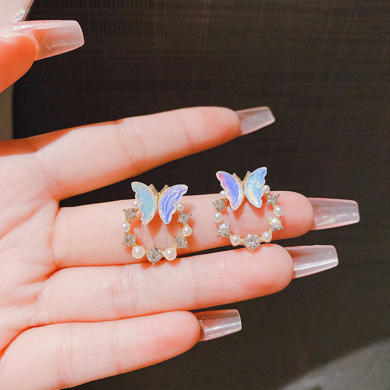 S925银针圆圈蝴蝶耳钉女设计感白色珍珠高级感茶系温柔耳环耳饰品