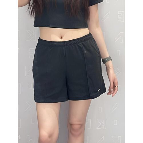 Nike耐克女子跑步透气宽松刺绣小标训练短裤运动裤HF6941-010