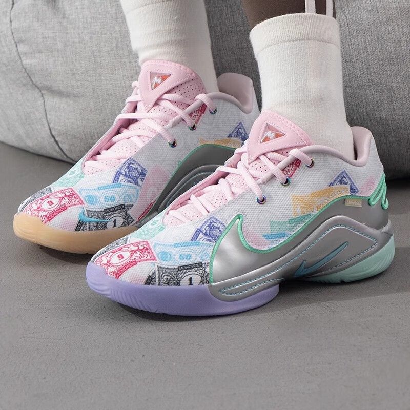 耐克NIKE正品休闲鞋女鞋运动鞋LBJ詹姆斯22实战篮球鞋HV6873-100